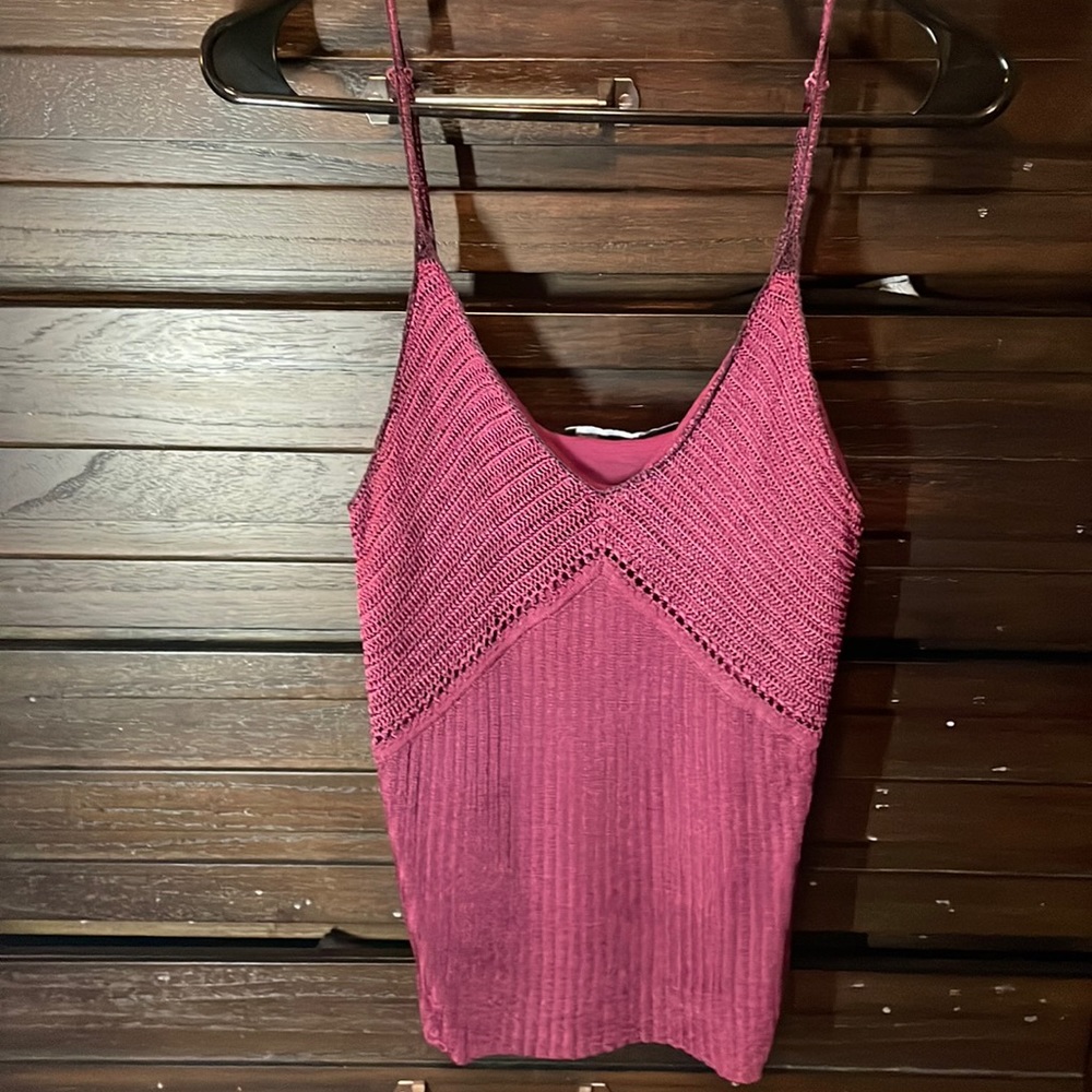 The Limited medium knit maroon tank top
